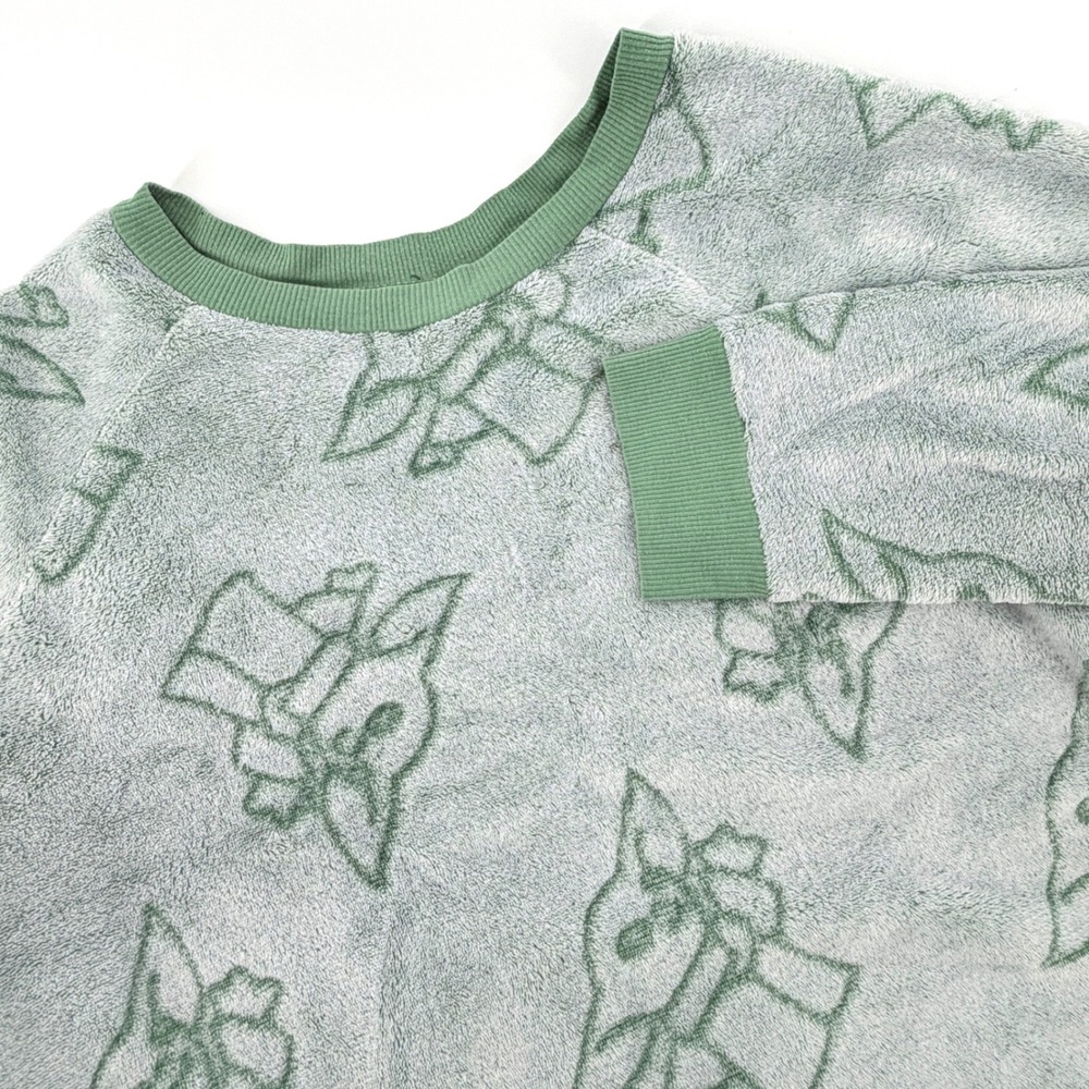 Star Wars Baby Yoda Pullover Sweater Womens M Green Good Plush Grogu Fleece